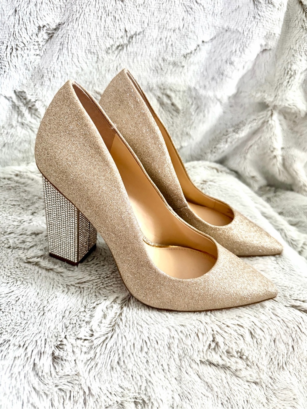 Jessica Simpson Champagne Glitter Pointed Pumps with Rhinestone Block Heel